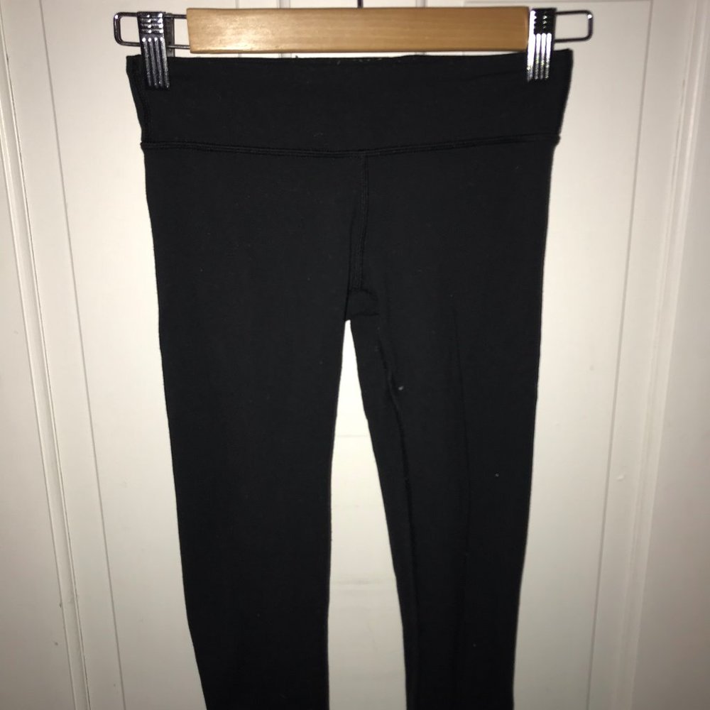 Girls Ivivva black leggings